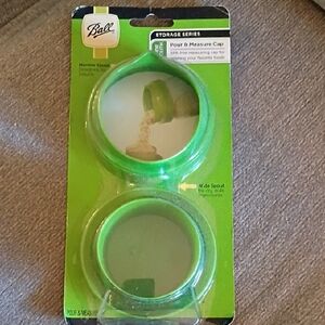 Green Pour & Measure Cap